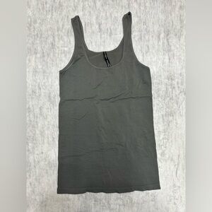 Aritzia Babaton Tank Top